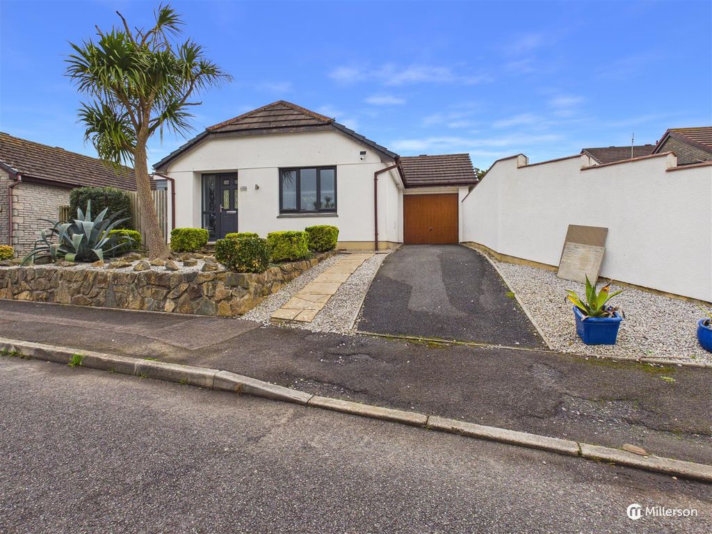 Property photo 1 of 18 Front