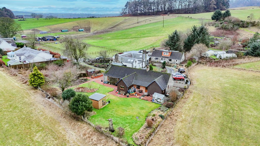 Property photo 2 of 40 Dji_20260126121111_0592_D