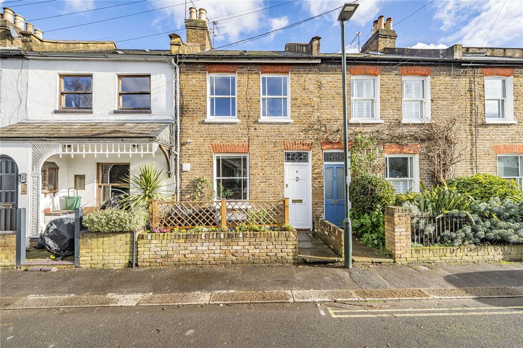 Property photo 1 of 22 Picture No. 06