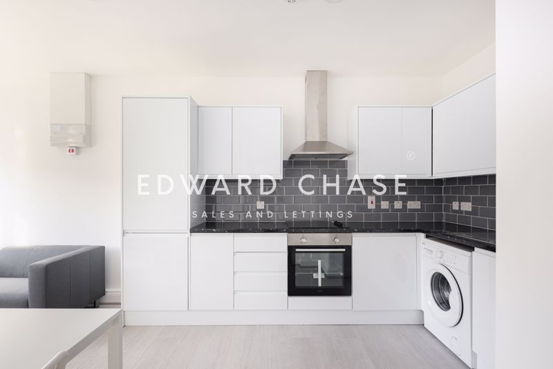 Property photo 2 of 15 Photo 6