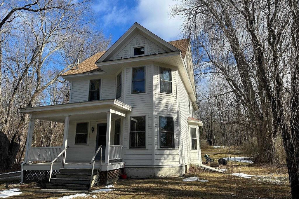 Property photo 1 of 31