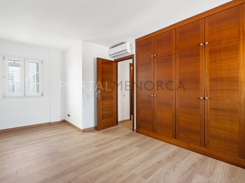 Property photo 3 of 34