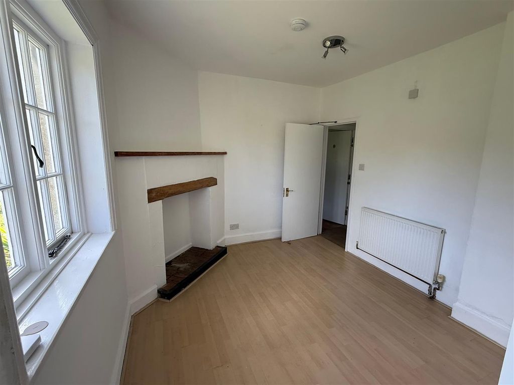 Property photo 2 of 11 The Old Stables -12.Jpg