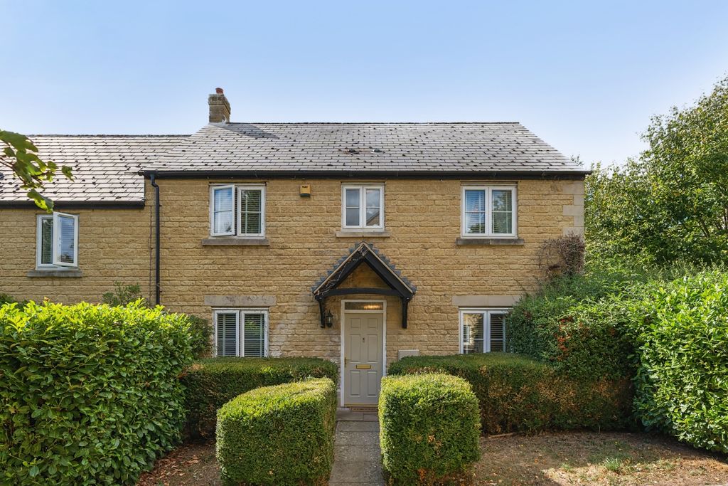 Property photo 1 of 24 1339792-1-689Df7A00614A