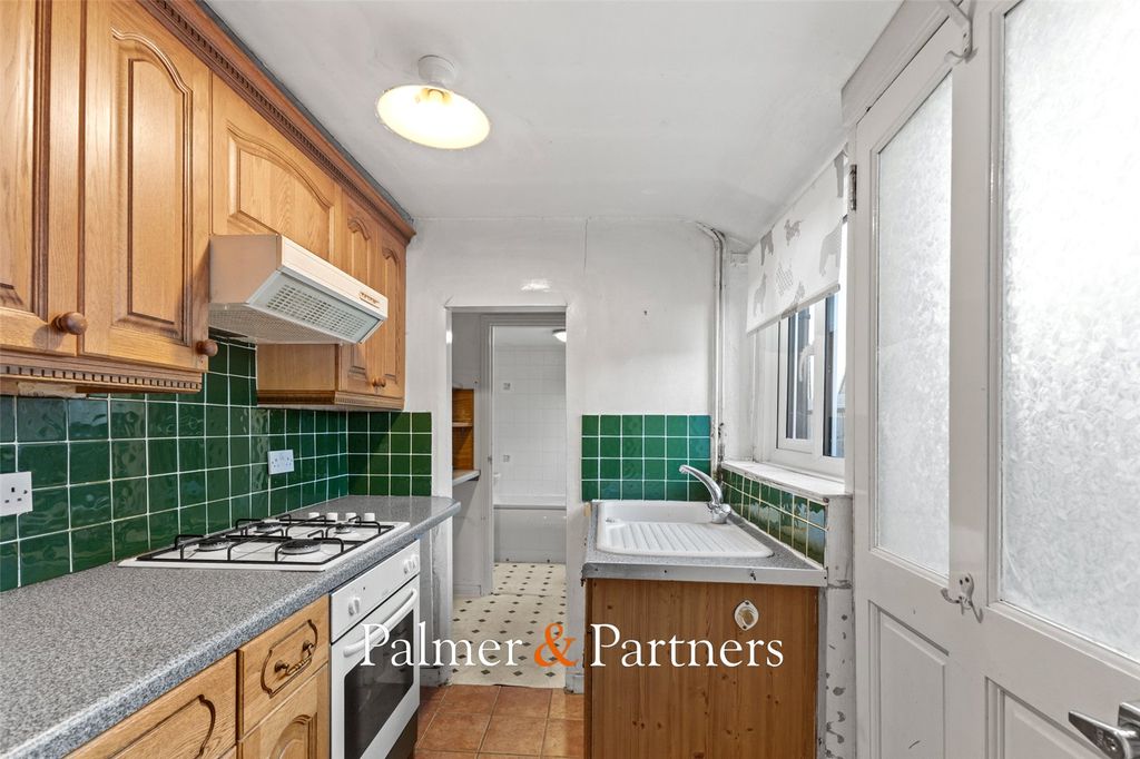 Property photo 3 of 20 Picture No. 10