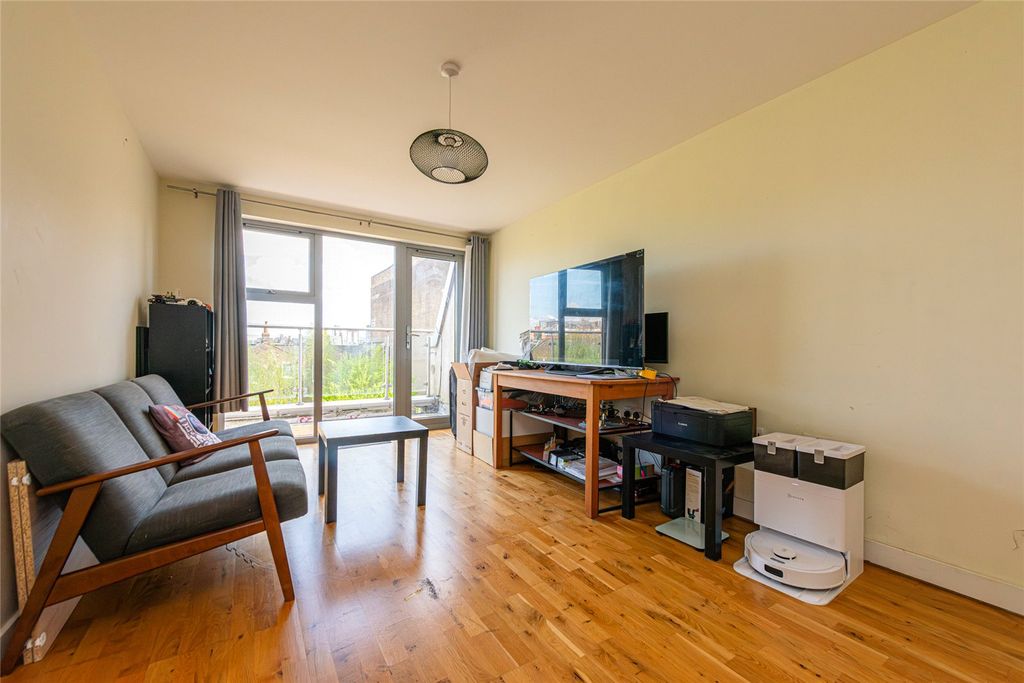 Property photo 1 of 8 Picture No. 02