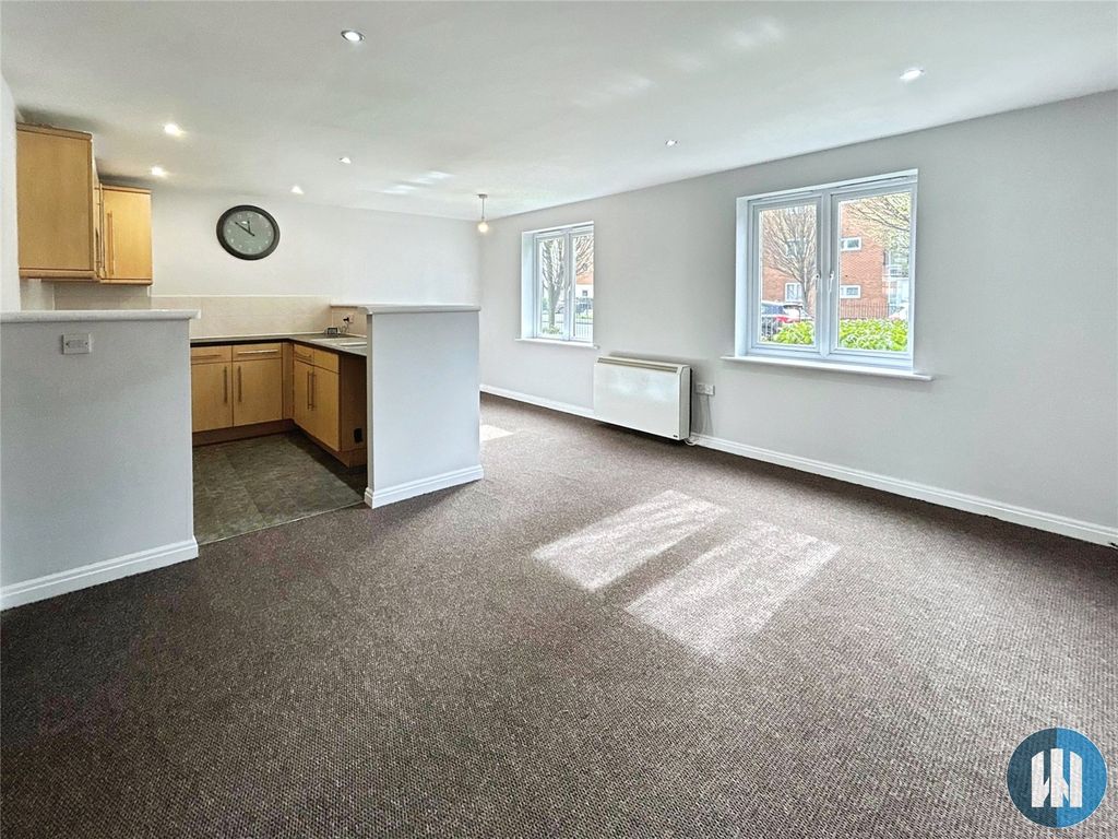 Property photo 2 of 9 Picture No. 38