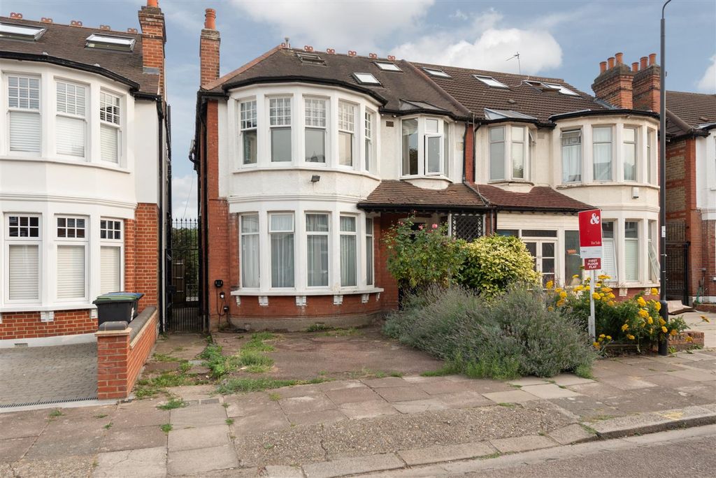 Property photo 1 of 18 Selborne 21.Jpg