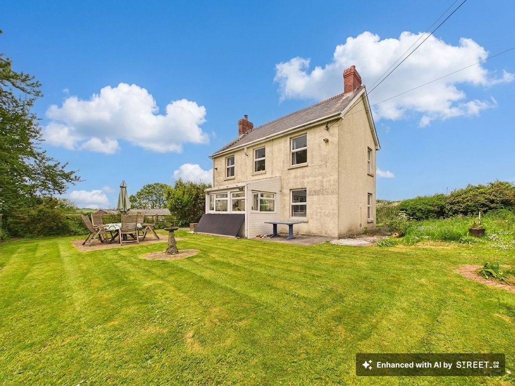 Property photo 2 of 44