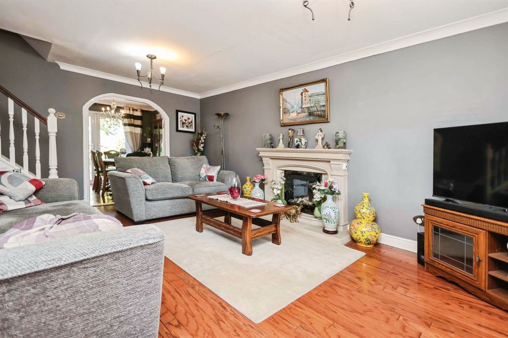 Property photo 2 of 18