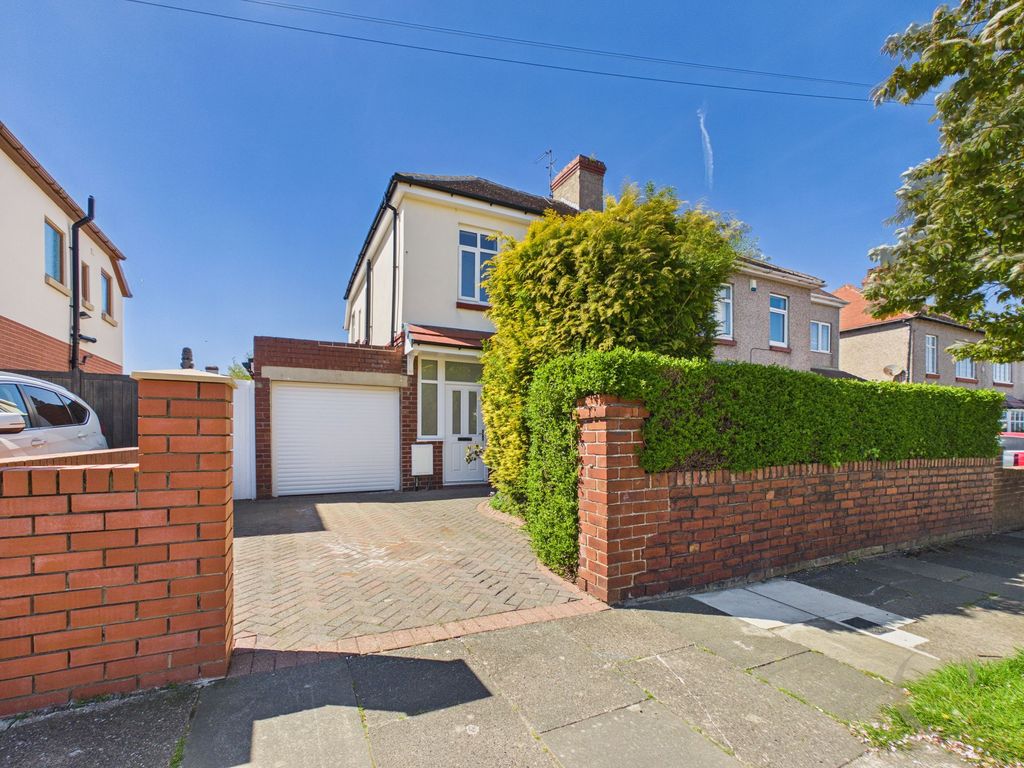 Property photo 1 of 22