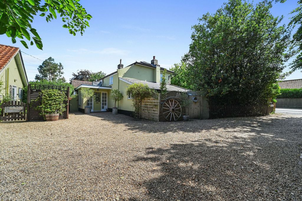 Property photo 1 of 49