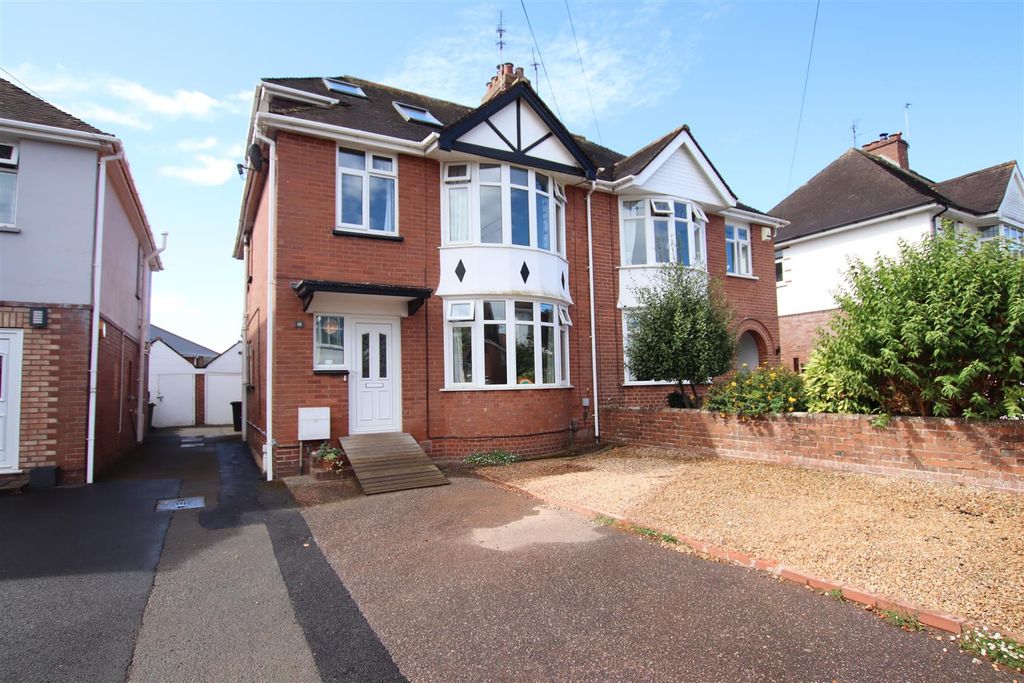 Property photo 1 of 14 Front.Jpg