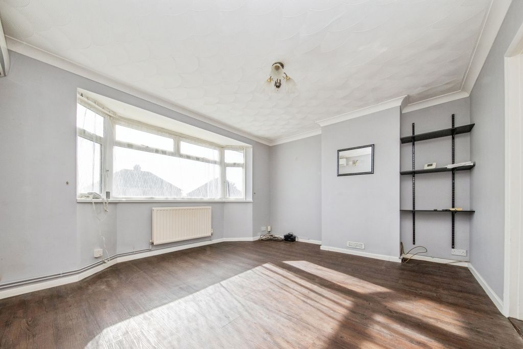 Property photo 3 of 16 Pbox-Img.Jpg