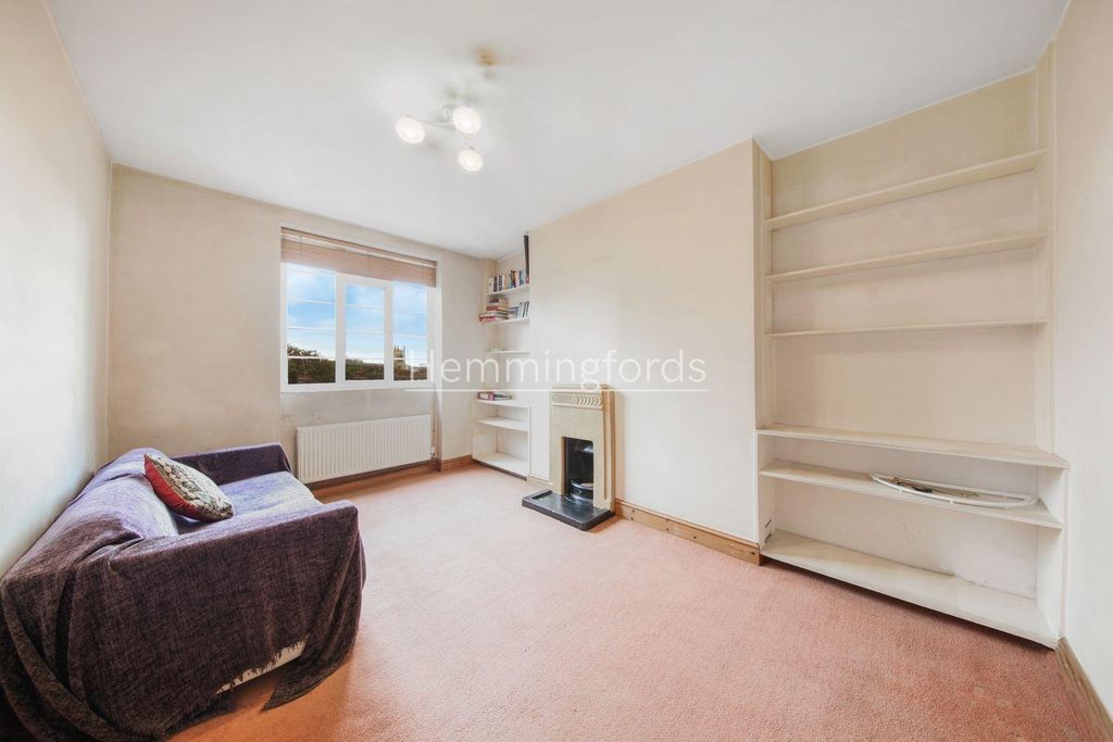 Property photo 1 of 13 51 Angel House, 20-32 Pentonville Road - 7S3Talowc