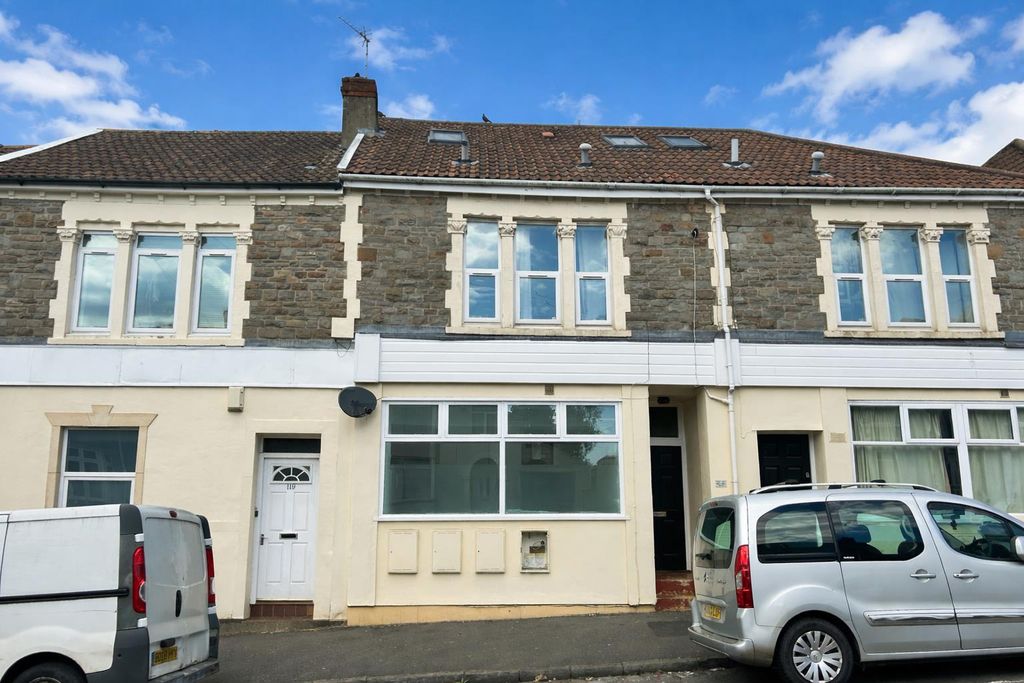 Property photo 1 of 13 8F1EE325-B33B-469C-8D15-B027D4C19Dd6.Png