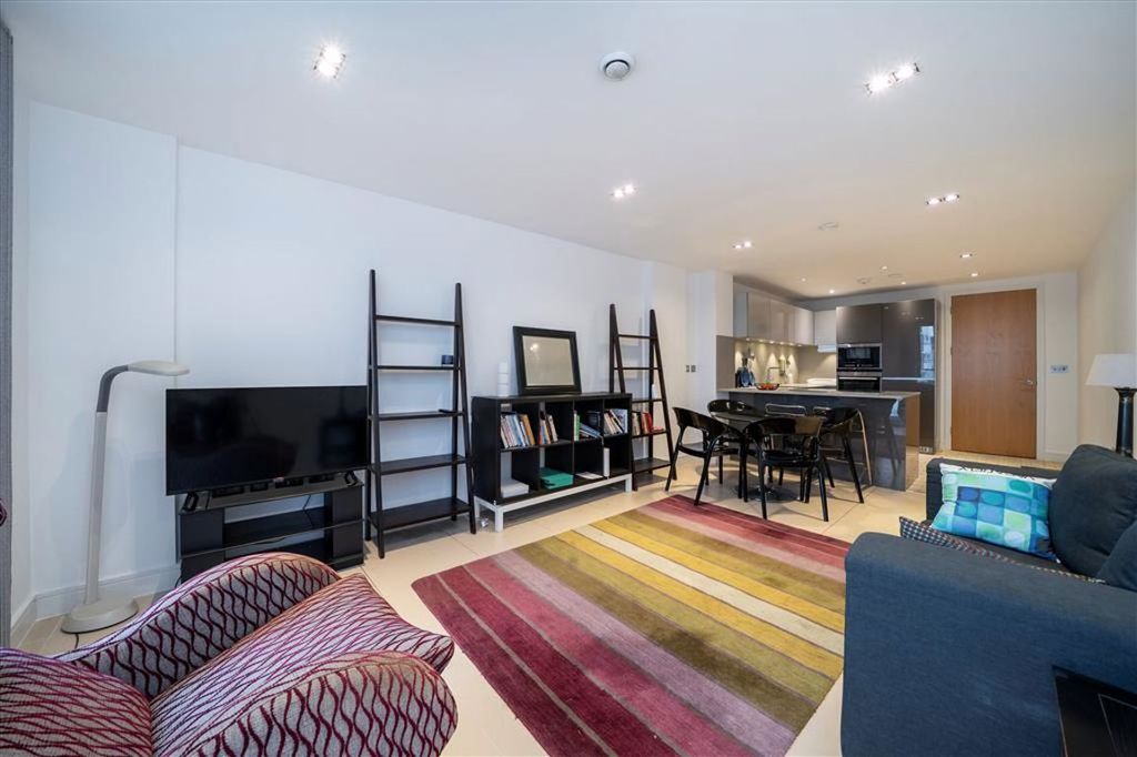 Property photo 3 of 9