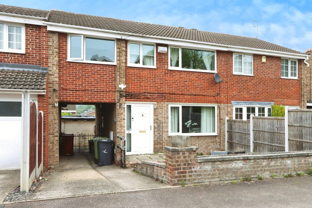 Property photo 1 of 17