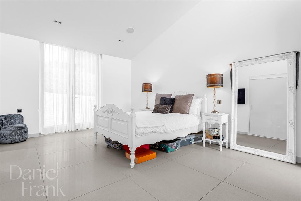 Additional image 44 of 5 bed detached house for saleLake View, Gaynes Park, Epping CM16