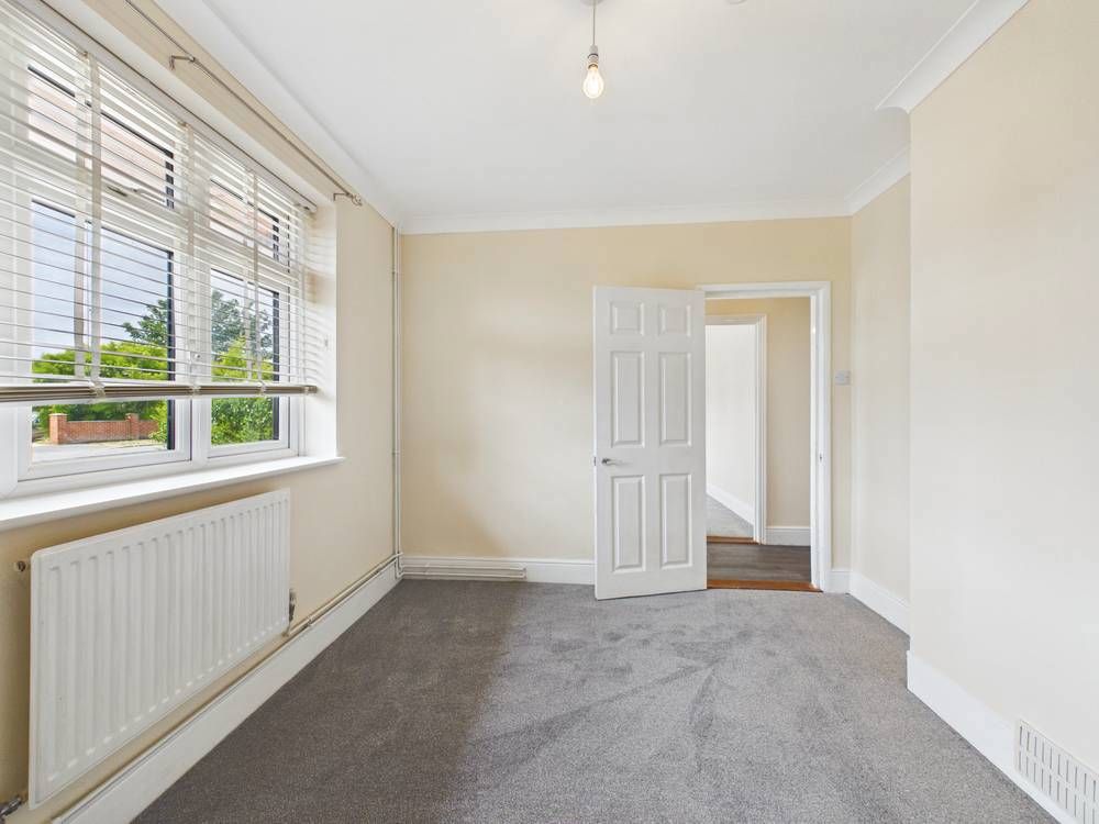 Property photo 2 of 17 Giraffe360-Still017