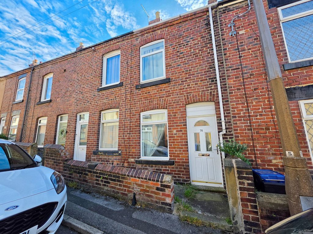 Property photo 1 of 9