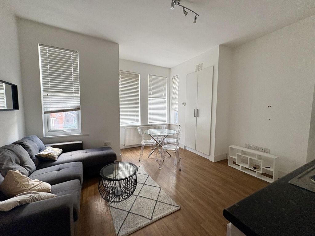 Property photo 2 of 9 Living Room