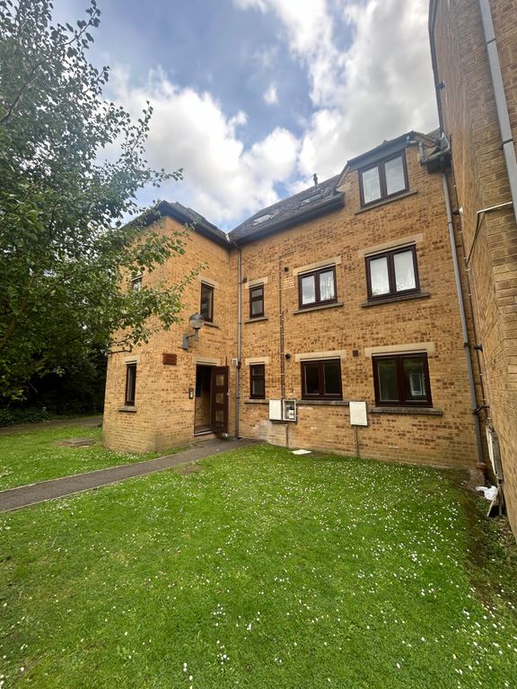 Property photo 2 of 16