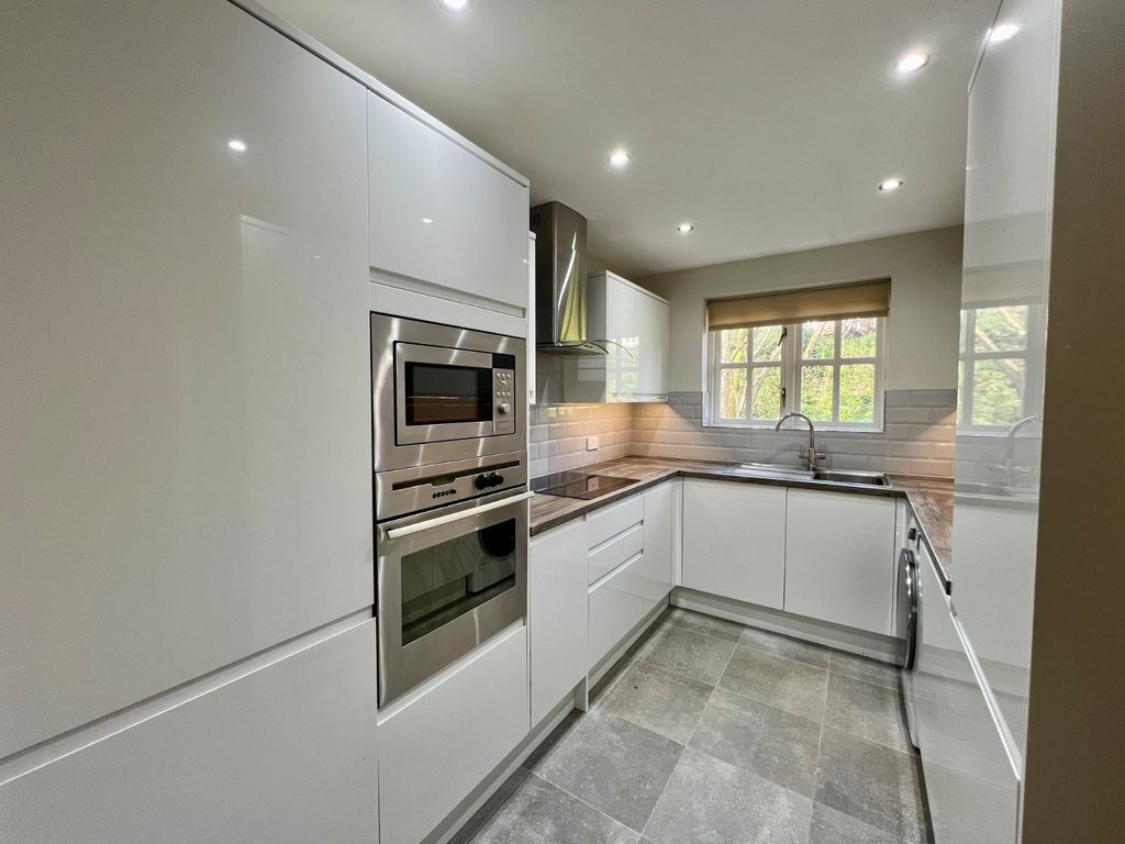 Property photo 3 of 14 Picture No. 21