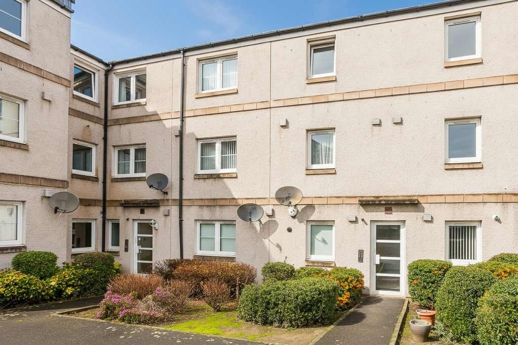 Property photo 1 of 21