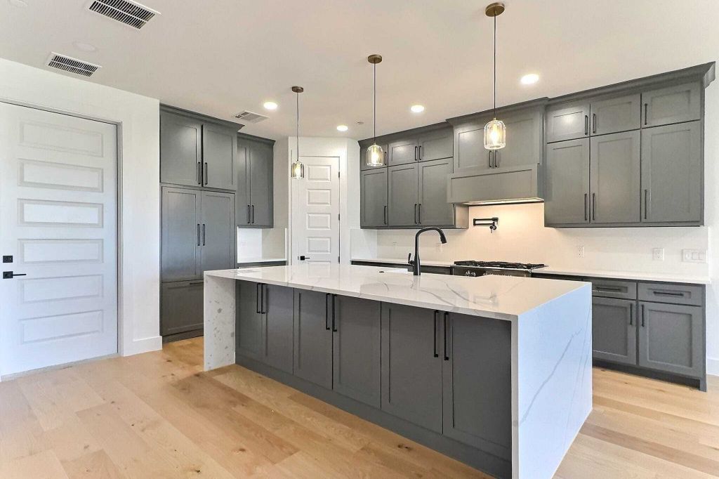 Property photo 2 of 24 <Alttext/>