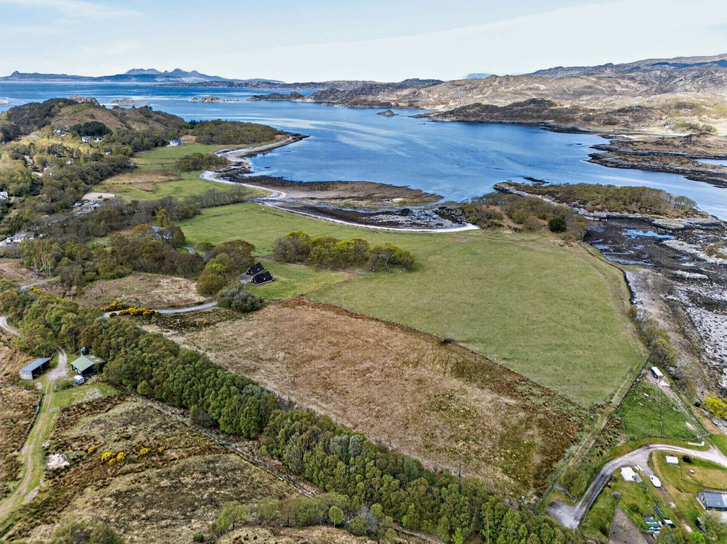 Property photo 1 of 5 Tigh An Eilean