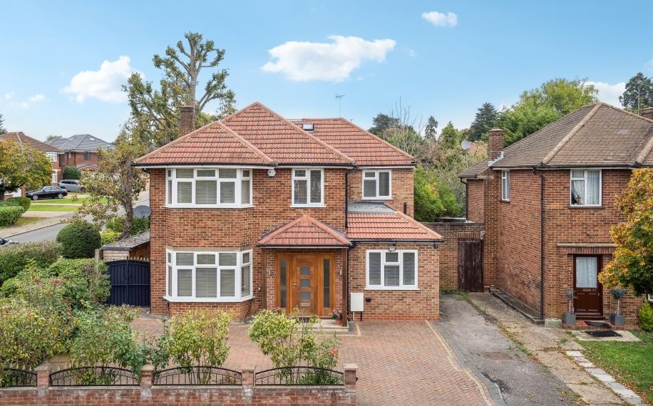 Property photo 1 of 17