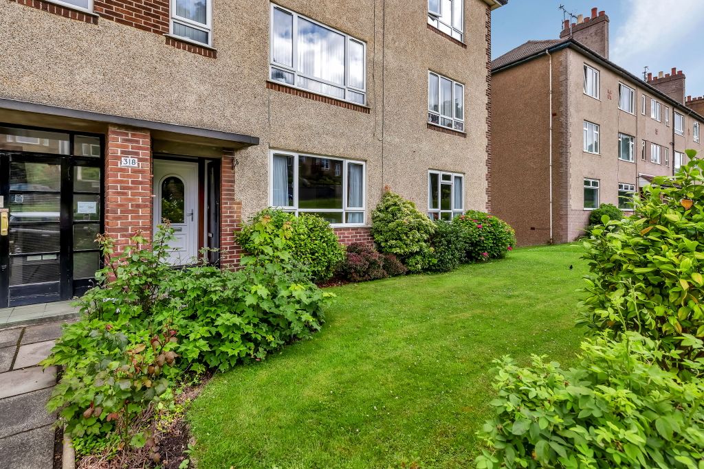 Property photo 3 of 32
