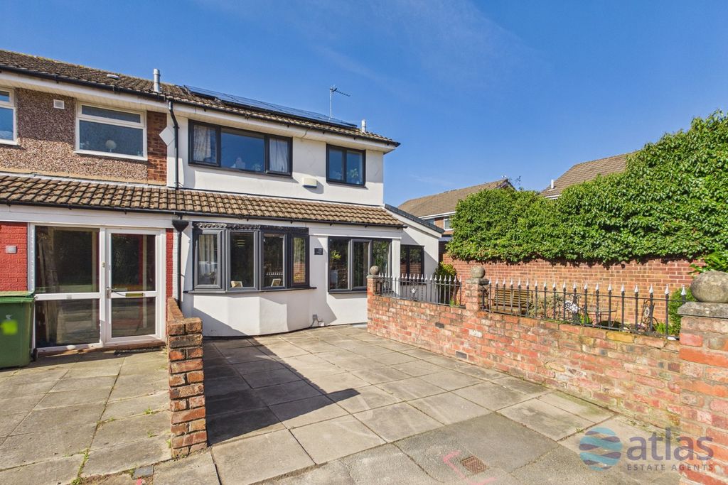 Property photo 1 of 23 Driveway