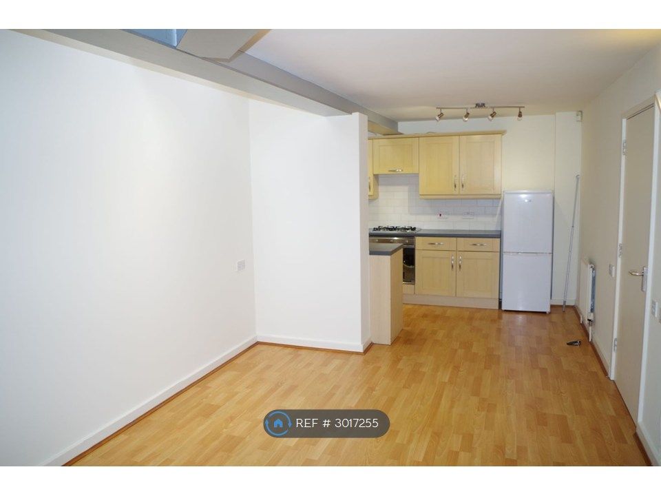 Property photo 3 of 8