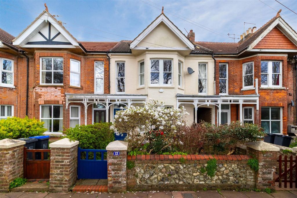 Property photo 1 of 17 Matthew-20.Jpg