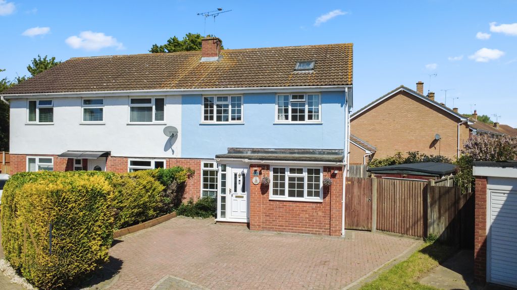 Property photo 1 of 33 Front View