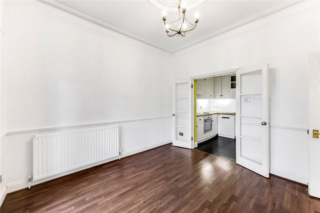 Property photo 1 of 14 Picture No. 04