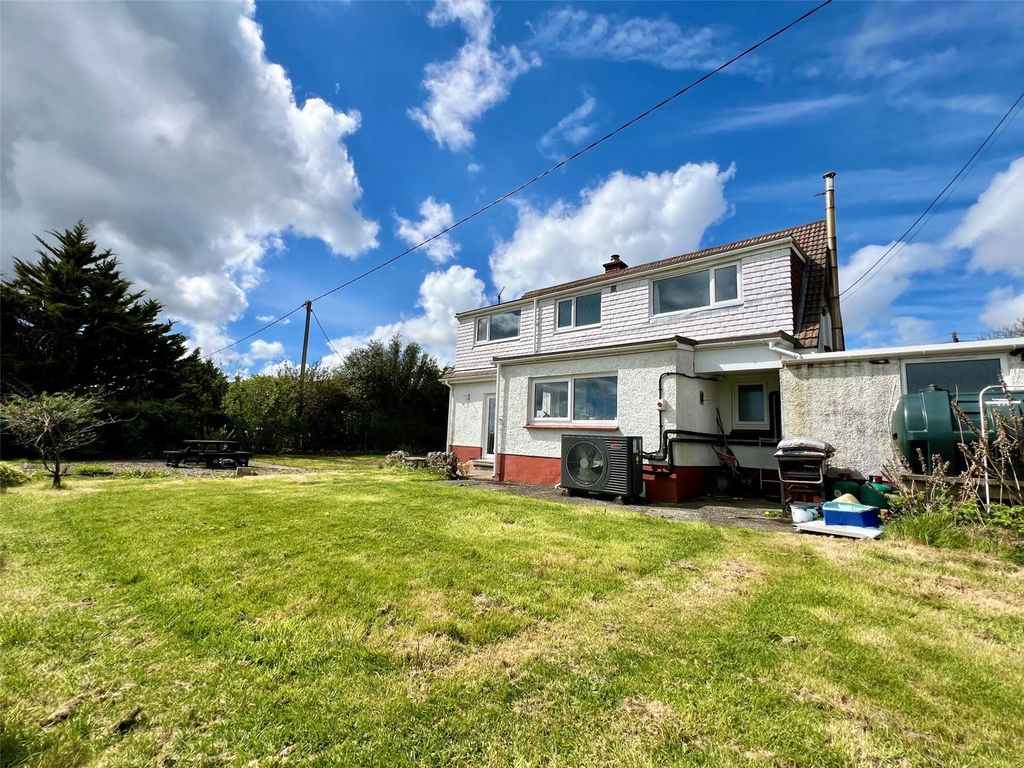 Property photo 2 of 21 Picture No. 04