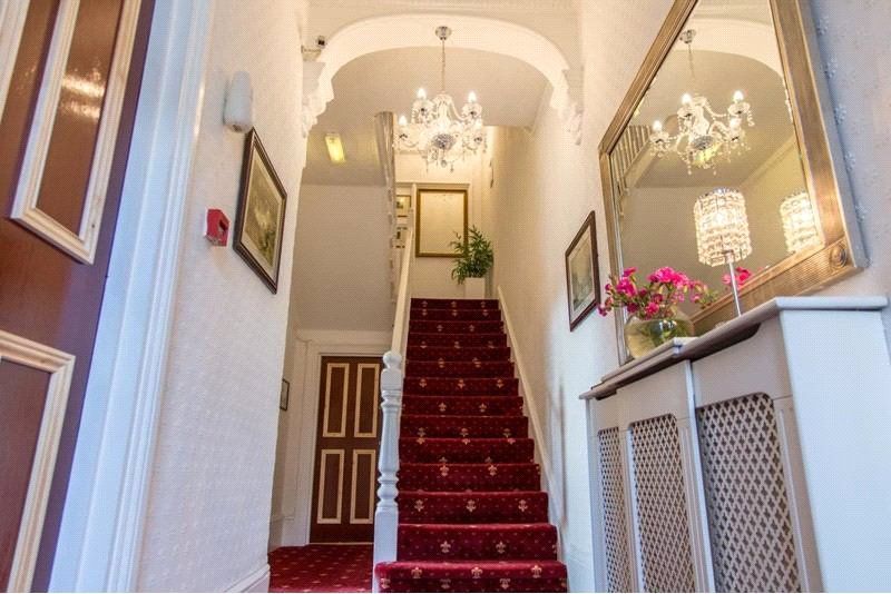 Property photo 2 of 17 Picture No. 16