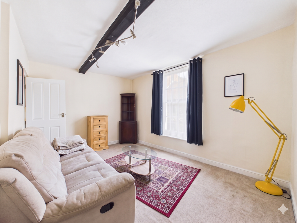 Property photo 1 of 7 2 Bed Flat To Rent Palace Street, Canterbury Ct1