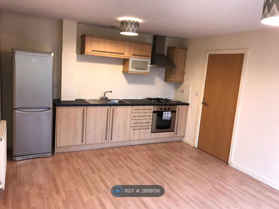Property photo 2 of 10 Open Plan Living Room And Kitchen