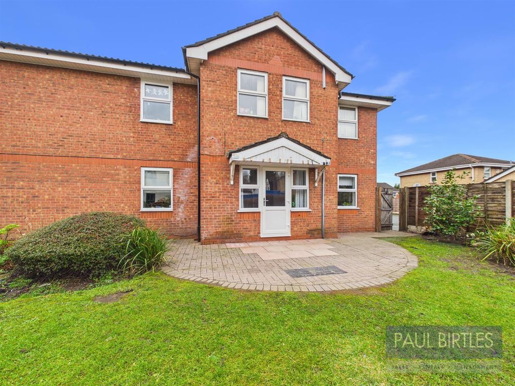 Property photo 2 of 17 Cam04378G0-Pr0291-Still017.Jpg