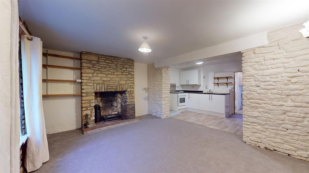 Property photo 3 of 9 Newtown-Easton-On-The-Hill-12152024_190049.Jpg