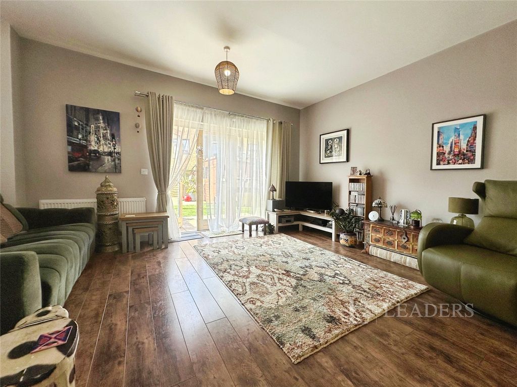 Property photo 2 of 17 Picture No. 46