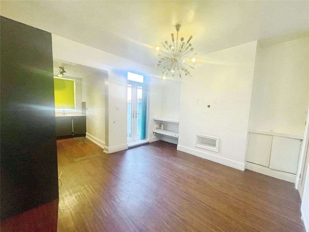 Property photo 3 of 9 Picture No. 08