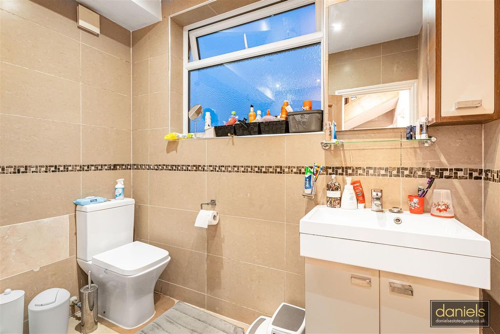 Property photo 3 of 12 5_70633_Watermarked.Jpg