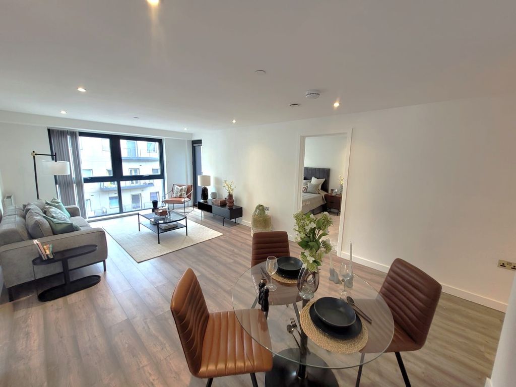 Property photo 1 of 6