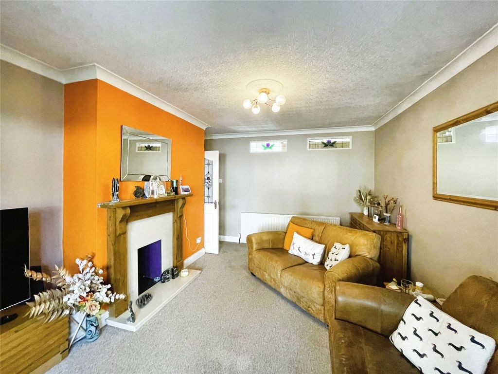 Property photo 3 of 30 Picture No. 19