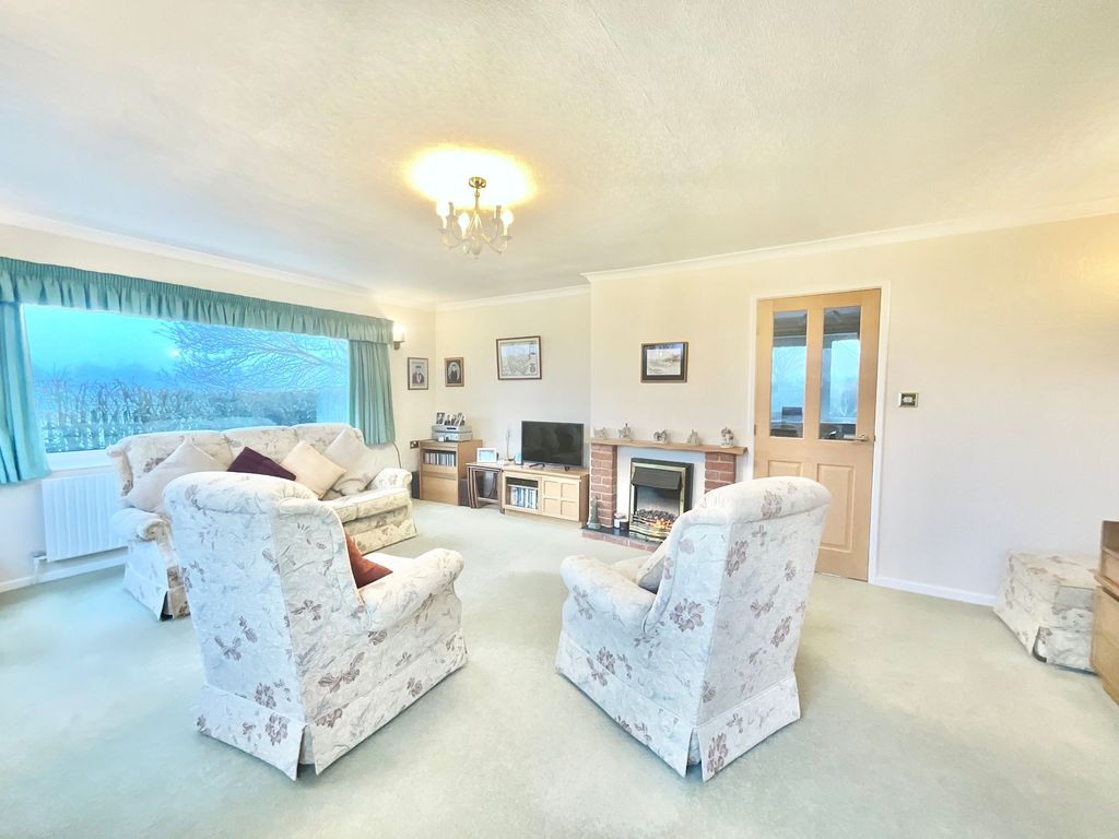 Property photo 3 of 24